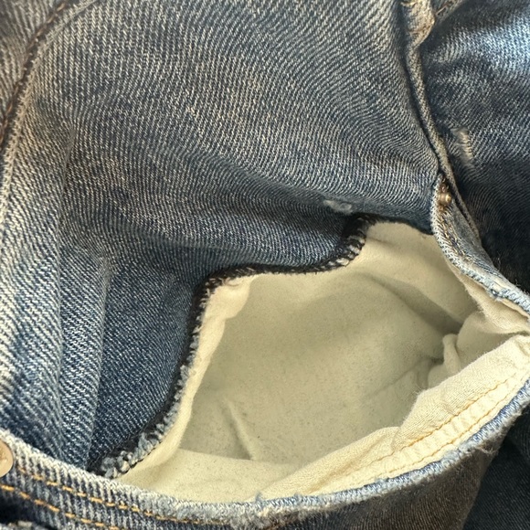 Abercrombie Ultra High Rise 90s Straight Jean - Picture 11 of 12